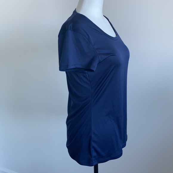 Under Armour Heatgear Short Sleeve - Size S - Picture 2 of 4